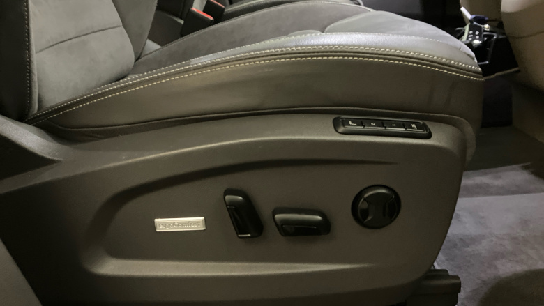 Volkswagen Multivan 2.0 TSI Style 5dr LWB DSG Petrol Estate